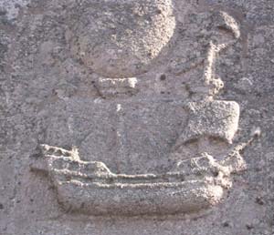 Caravelle sculptée, ossuaire